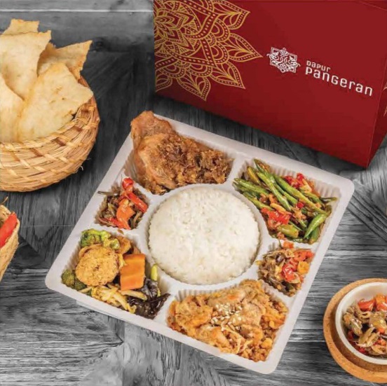 Paket Kanjeng 6 ( Termasuk Buah ) Dapur Pangeran Nasi Kotak / Nasi Box
