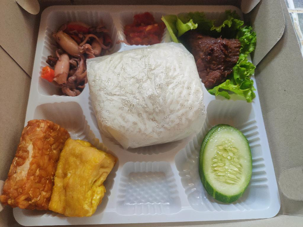 Paket Nasi Premium