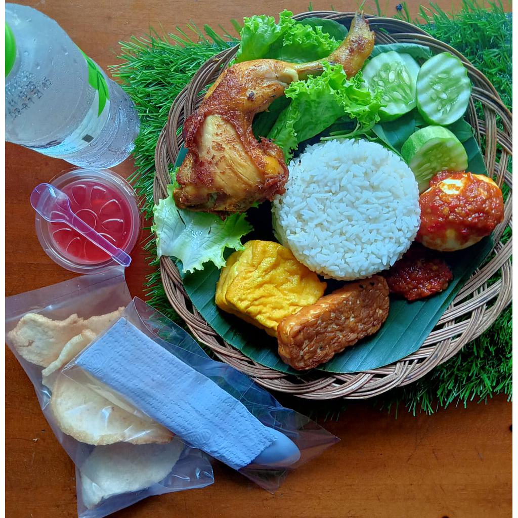 Paket 4 Nasi Ayam Goreng