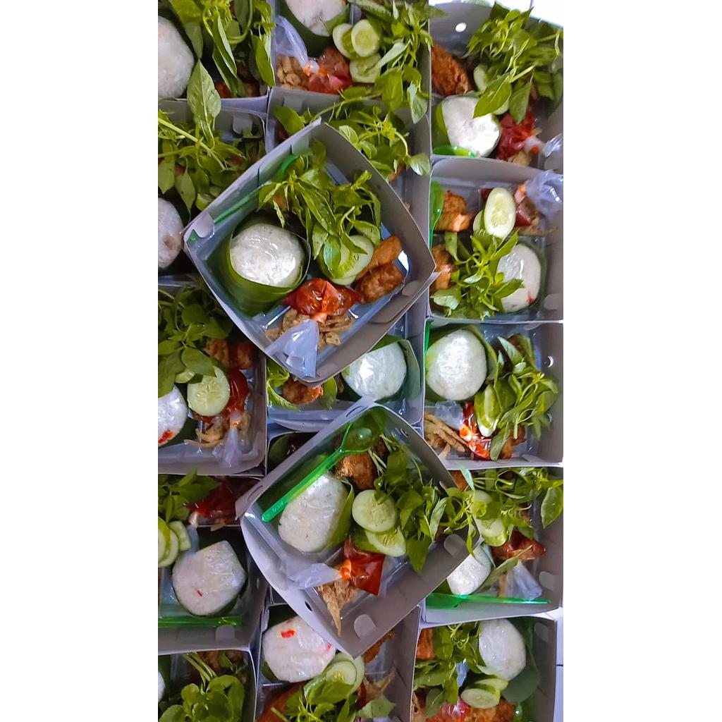 Paket B(nasi kotak liwet)