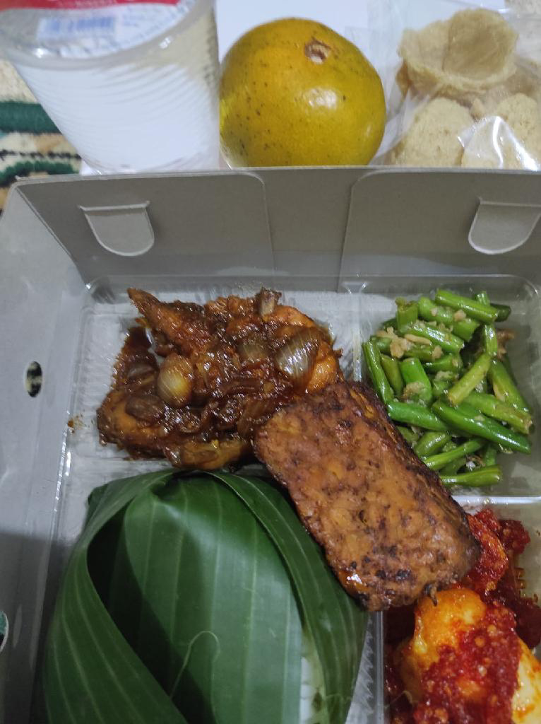 Nasi Kotak Aulia Birru 32A