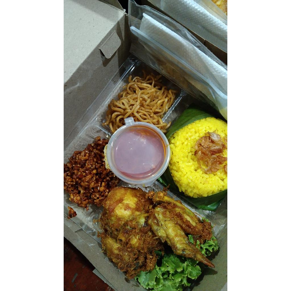 Nasi Kotak B by waroeng toeti