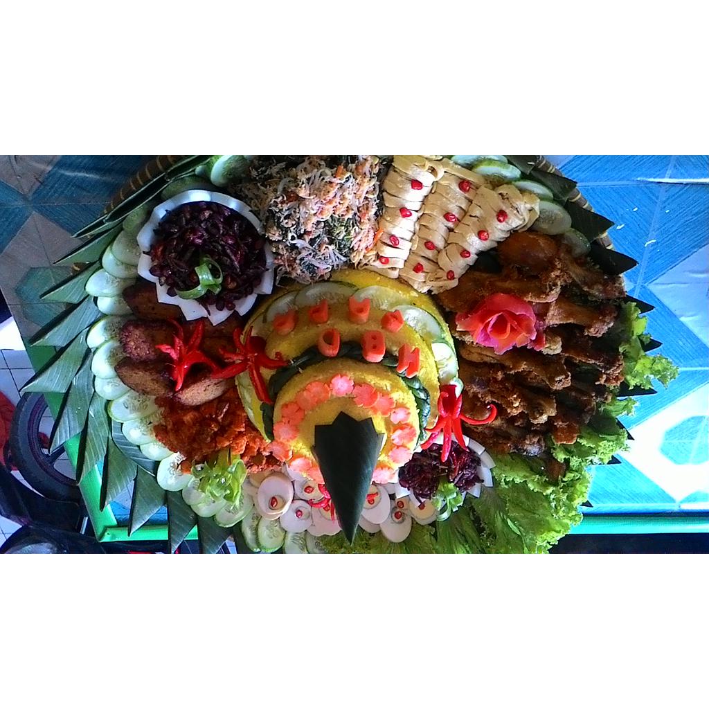 Nasi Tumpeng