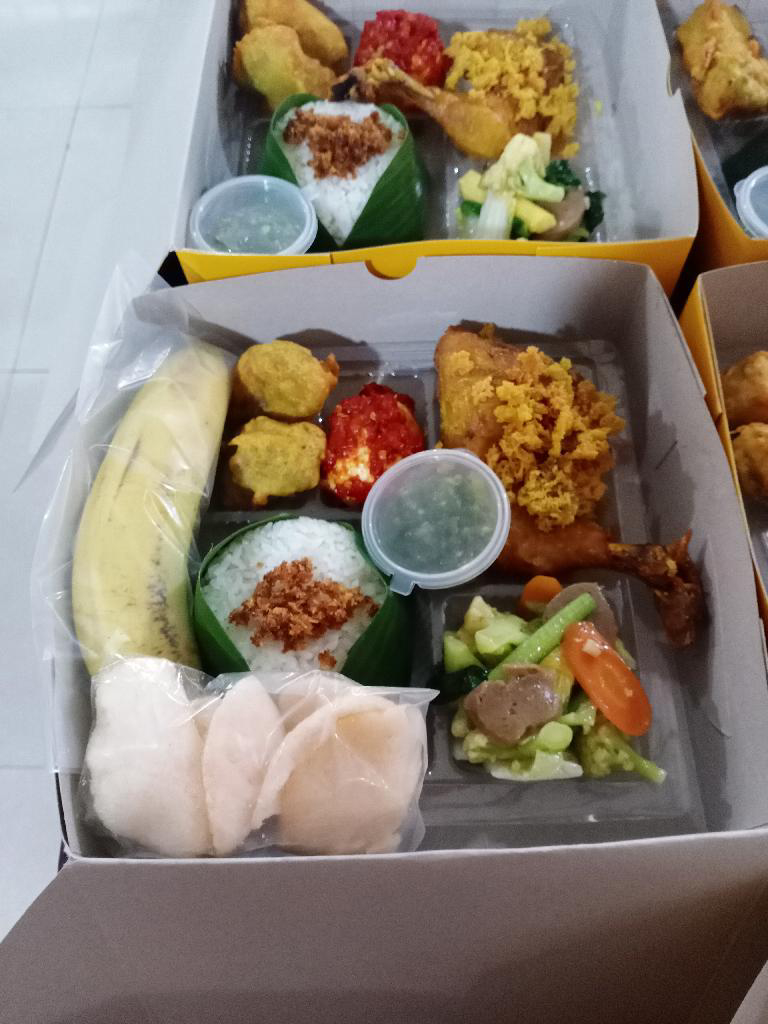 paket ayam goreng premium 
