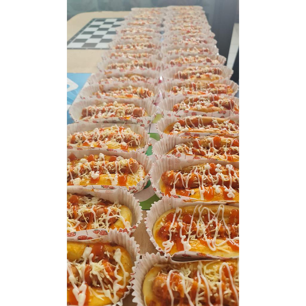 Roti Sosis by. kukerku