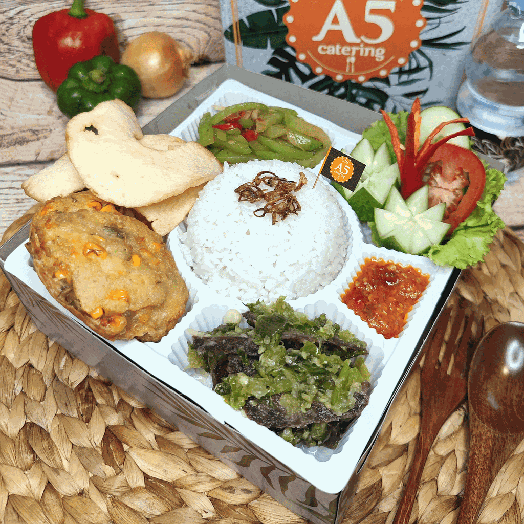 NASI DENDENG CABE IJO