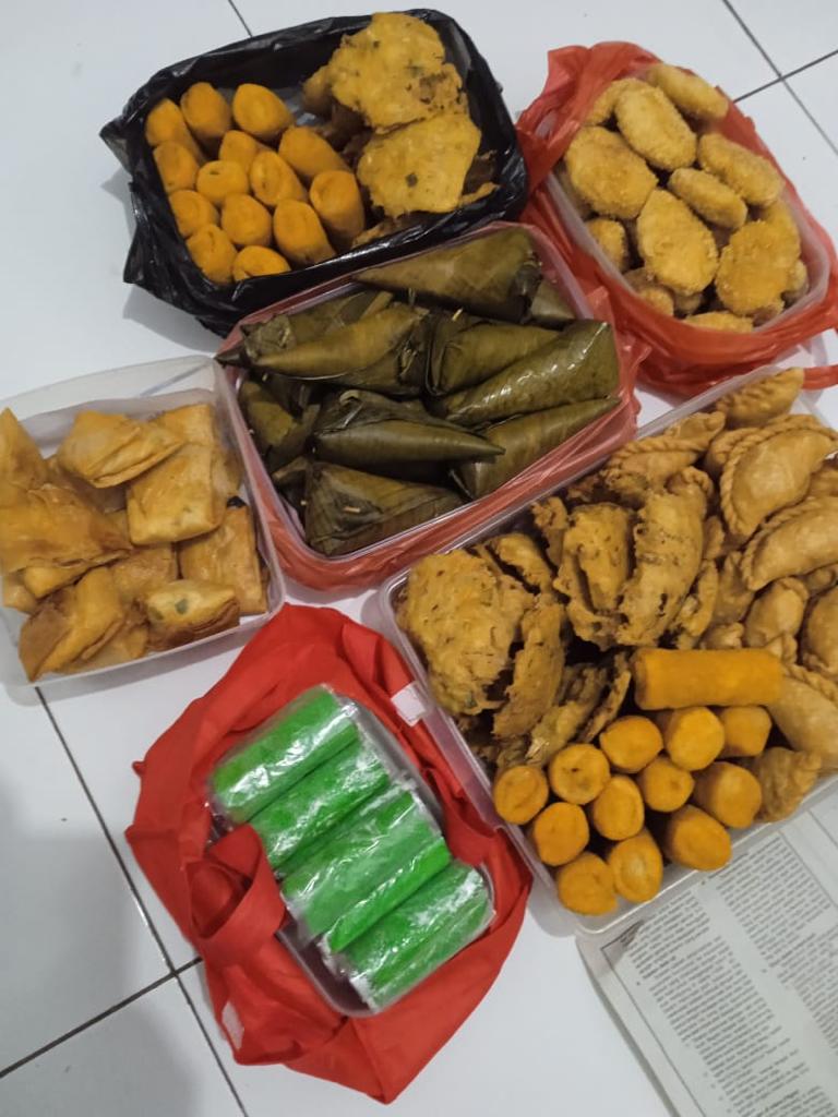 Snack Box 1 by Mama Yayah