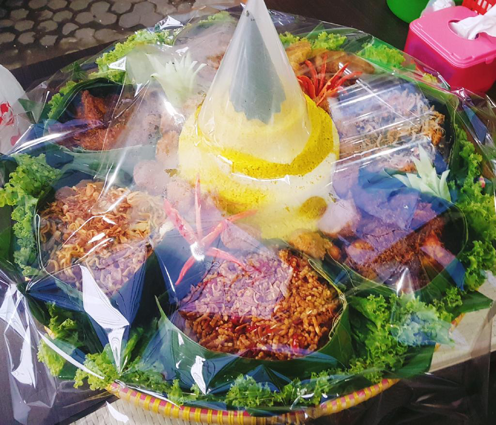 ✨Nasi Tumpeng Vitasya Catering ✨