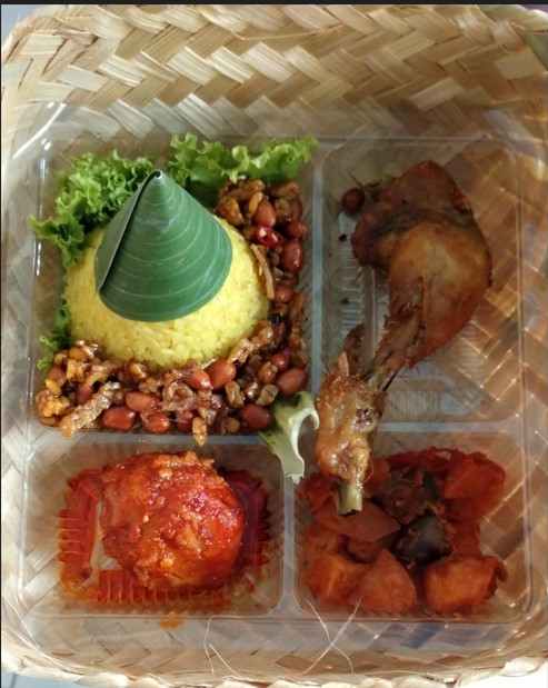 Nasi dan Snack Box Sanggraha
