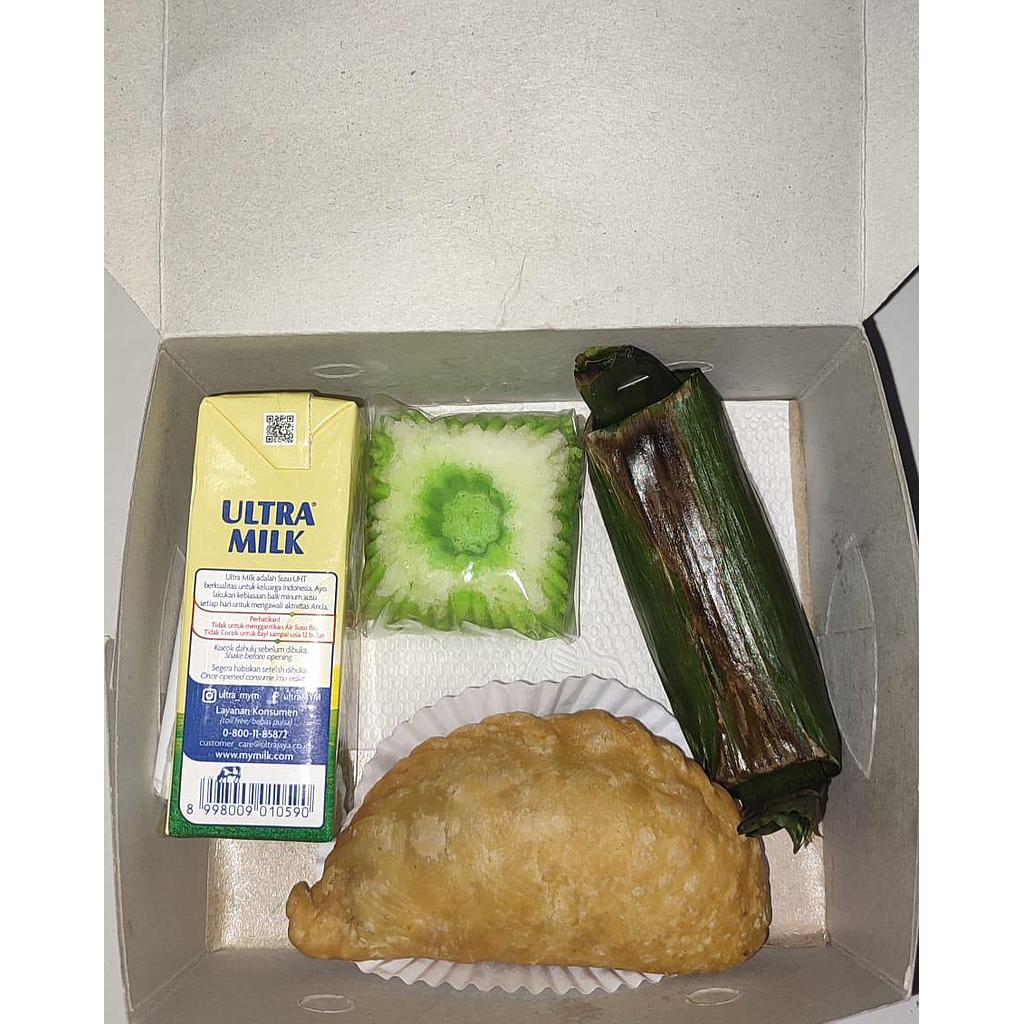 AYAM BAKAR SOLO MBA SUSI / SNACK