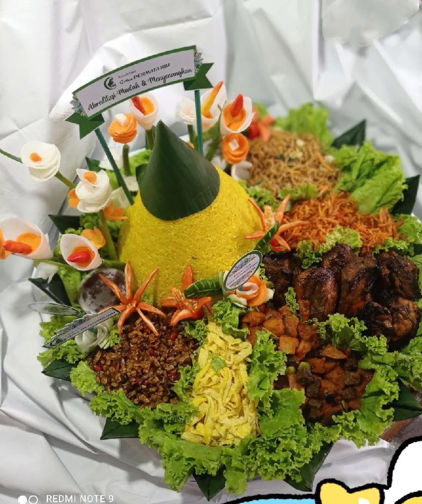 Tumpeng Tampah Dapur Ibu Tatik