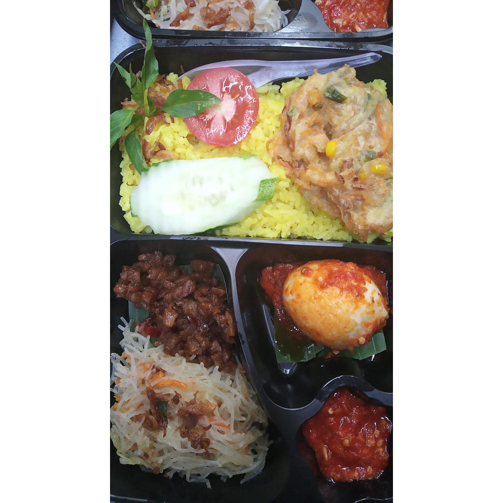 NASI KUNING ALA TAMI CATERING
