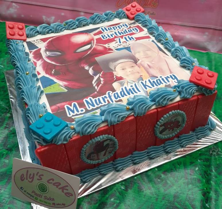 Edible Character Spiderman Happy Birthday Cake