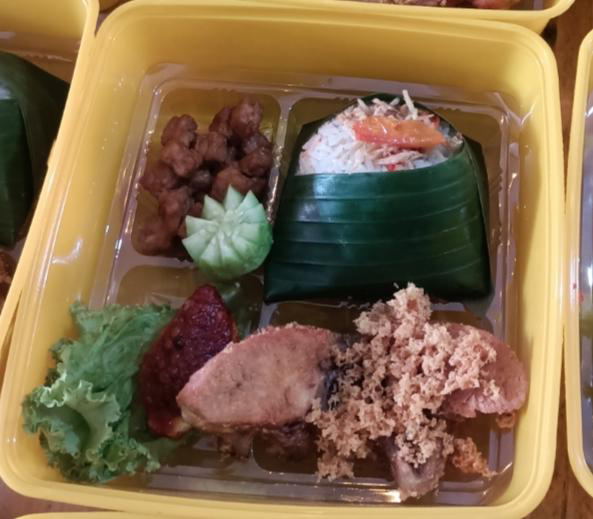Paket Nasi lIwet Box