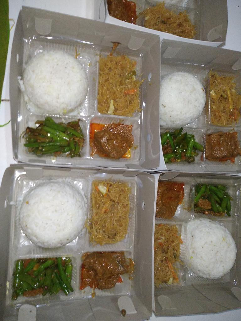 Nasi Box Komplit - Delutra