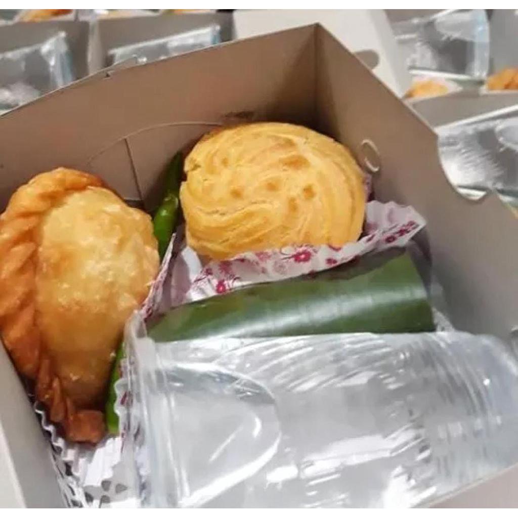 SNACK BOX RUMAH MAKAN YANTI