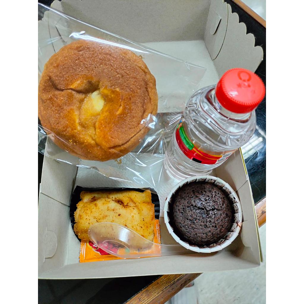 Snack Box by Juragan Catering