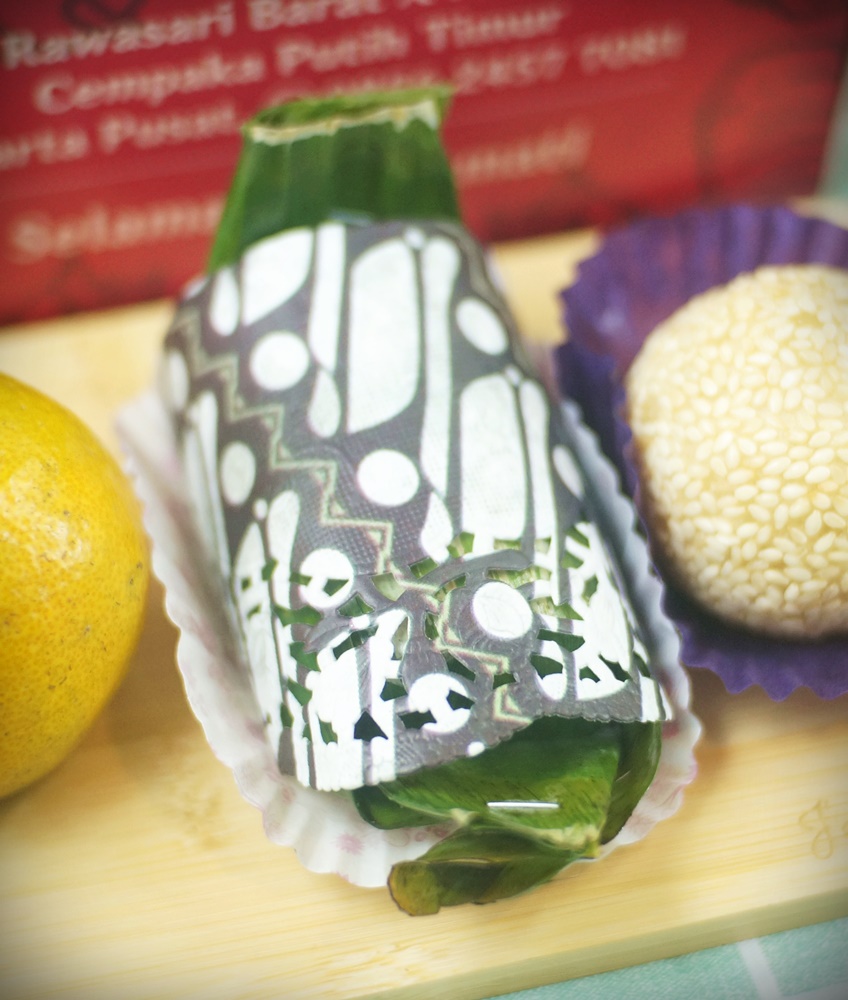 Snack Box isi Lemper Bakar      - Pastel      - Soes buah      - Air Mineral