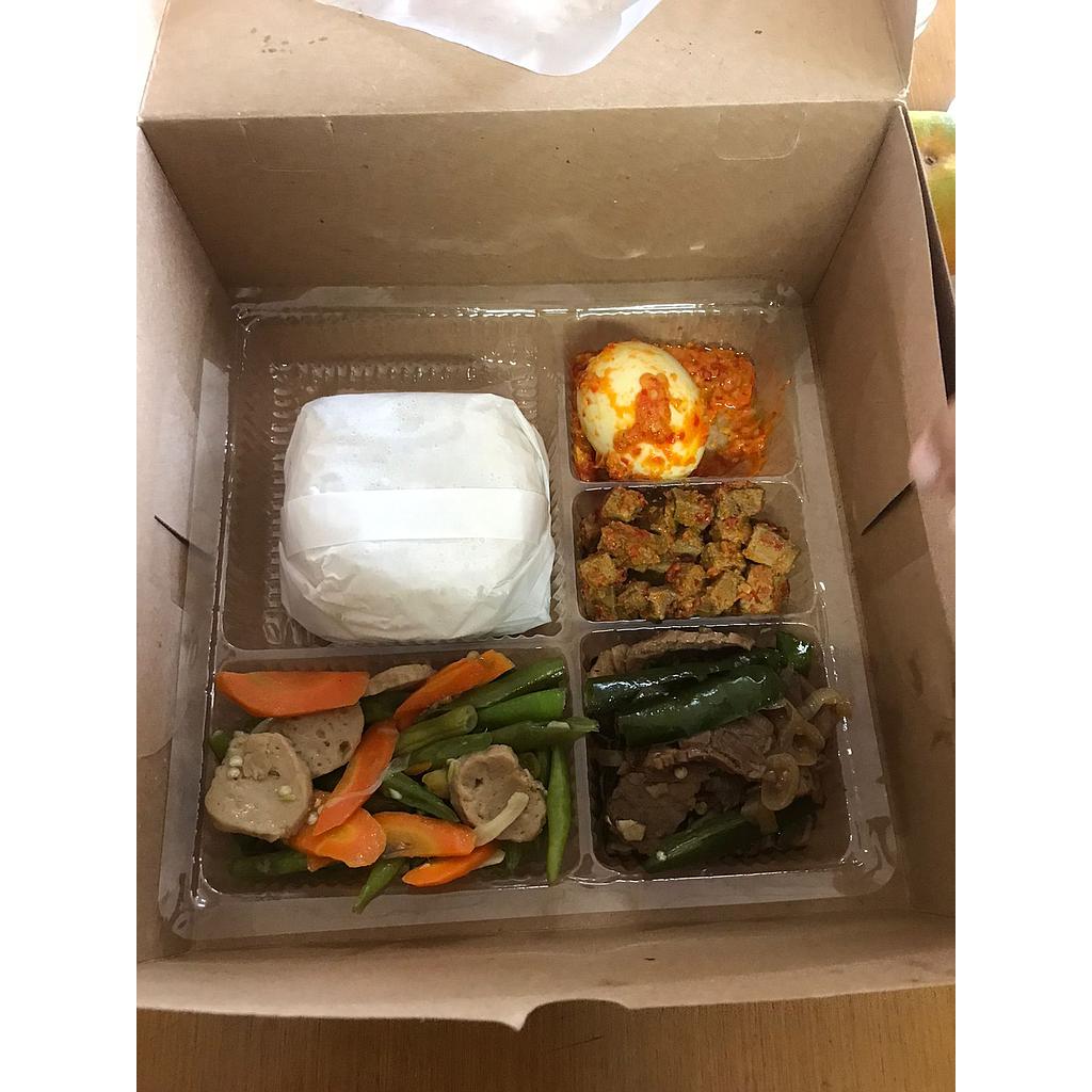 Paket Nasi Beff Teriyaki, Telur Balado, sambal ati, oseng Capcay, kerupuk, buah dan minum