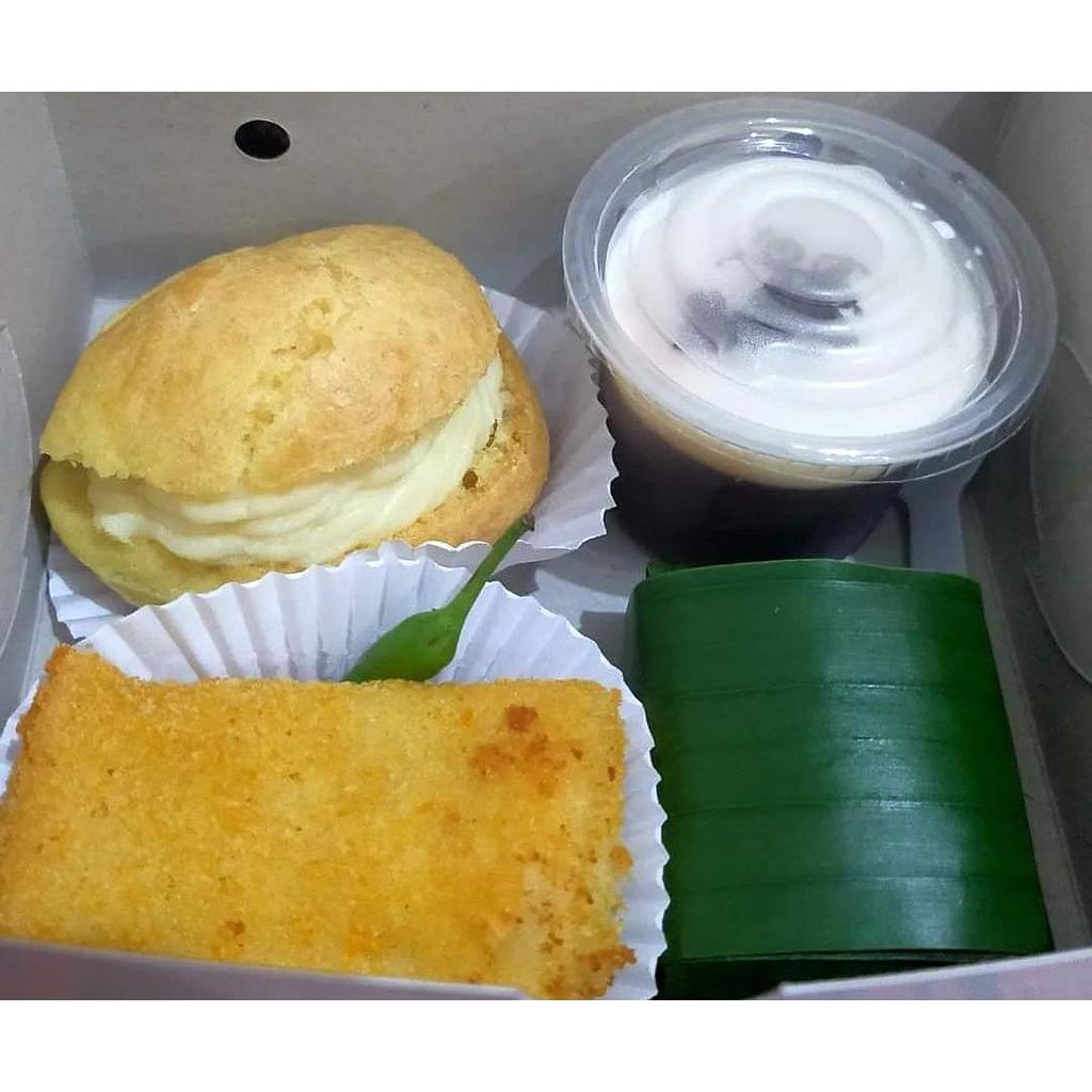 Aneka Snack Box