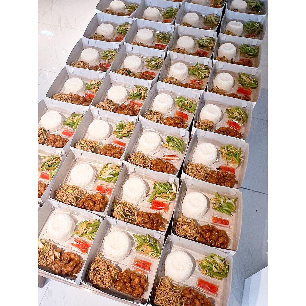 Menu 3 : Nasi Campur Ayam