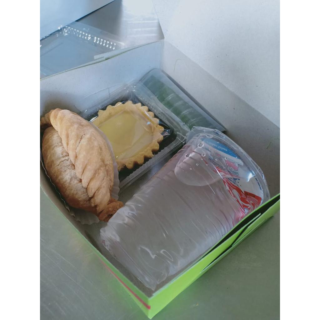 Snack box
