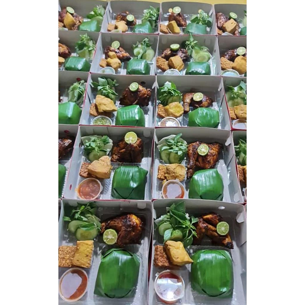 Paket  nasi box 
