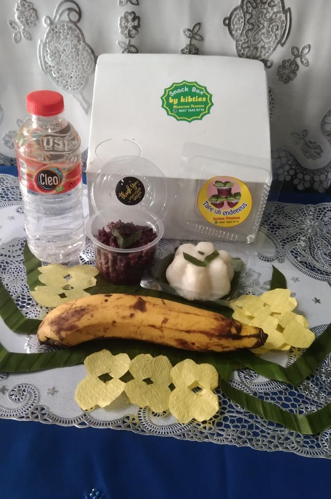 Snack box a