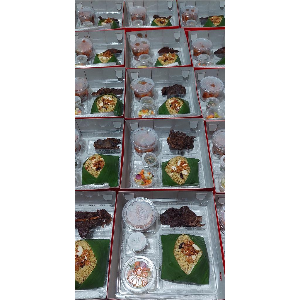 Paket Nasi Kebuli Daging Sapi