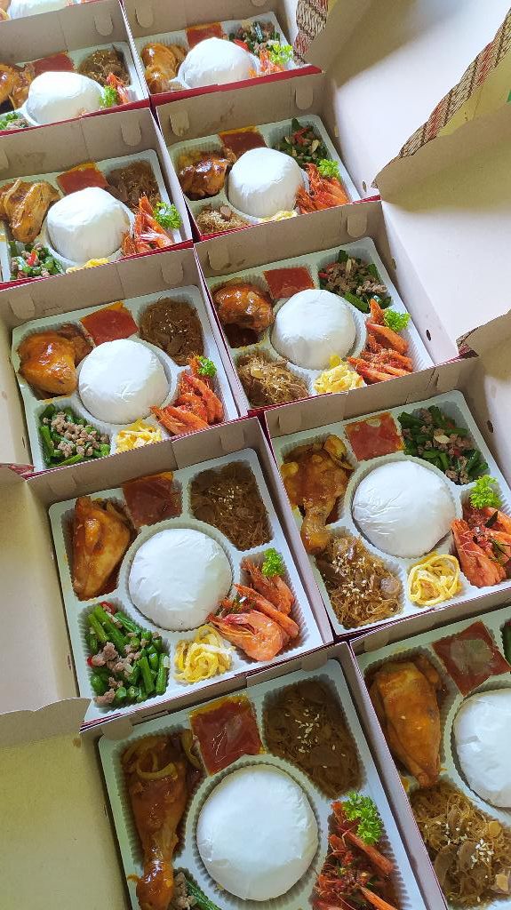 Nasi Box Udang Balado