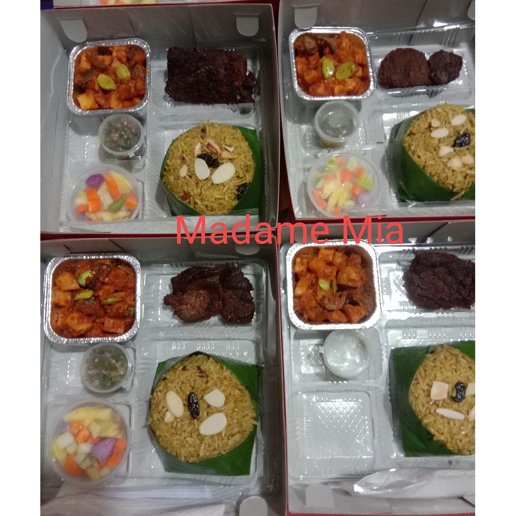 Paket Nasi kebuli Daging Sapi