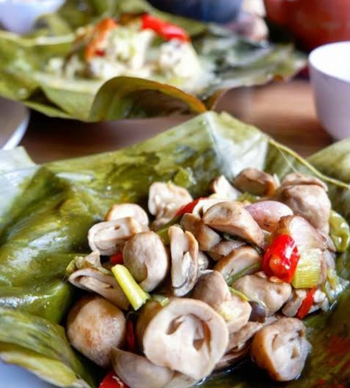 Pepes Jamur Bakar