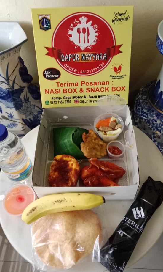 Nasi box ke 2 dapur nayyara
