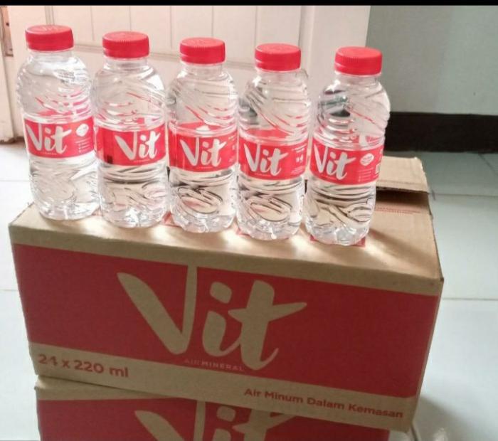 VIT Kemasan 330ml "PD ANGGUN"