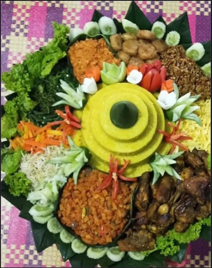 Tumpeng Nasi Kuning Paket 25 Orang By Nitas Cake