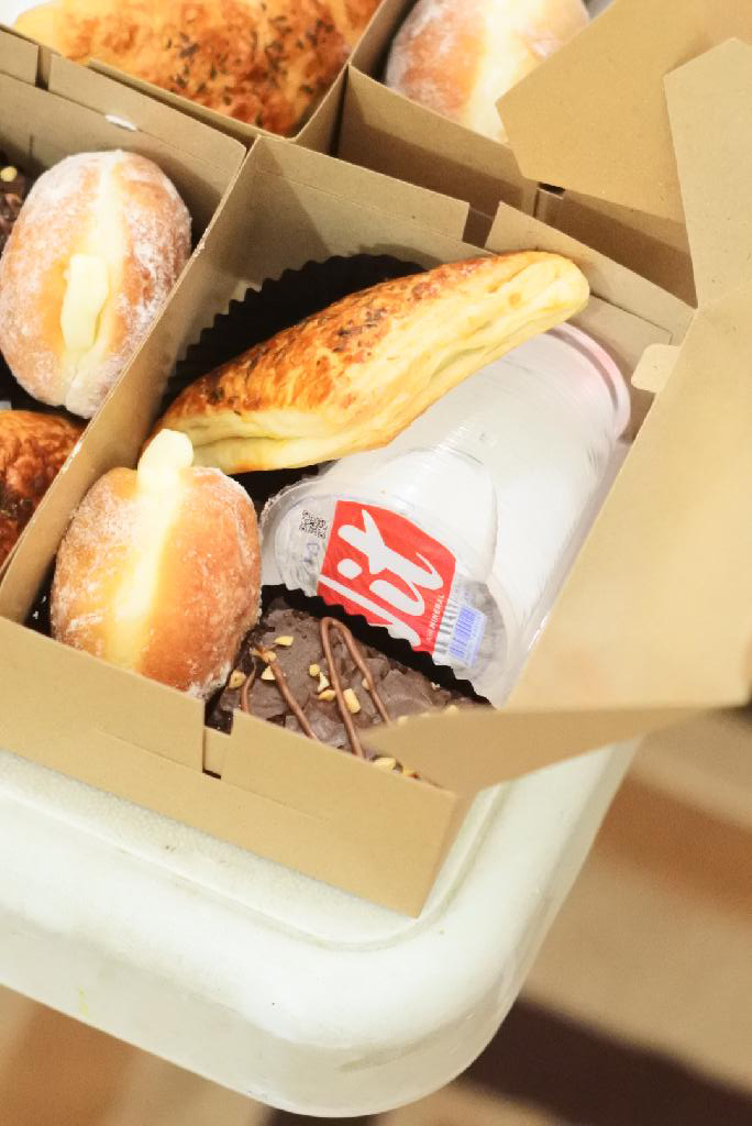 SOE RECIPE Snack Box - Tuna Pastry, Bomboloni, Browneed 