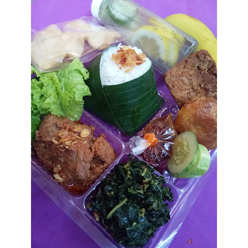 Dapoer Yasmin Nasi Box Paket 1 (Olahan Daging dan Ayam)