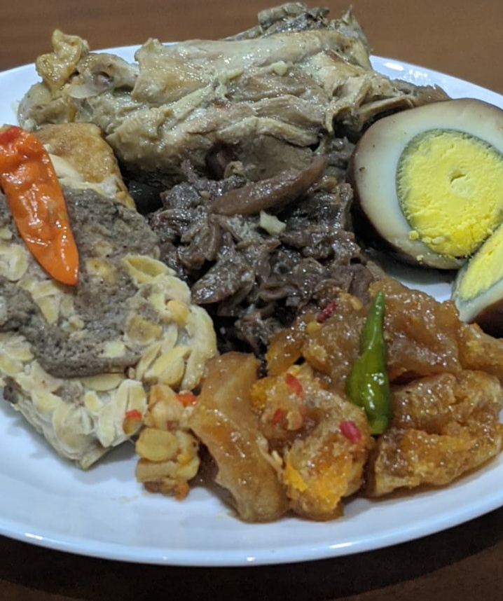 Nasi Gudeg Komplit