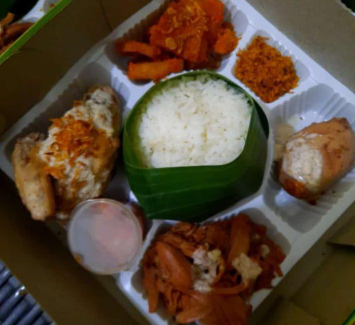 Nasi Box 4 Dapoer Teh Imas