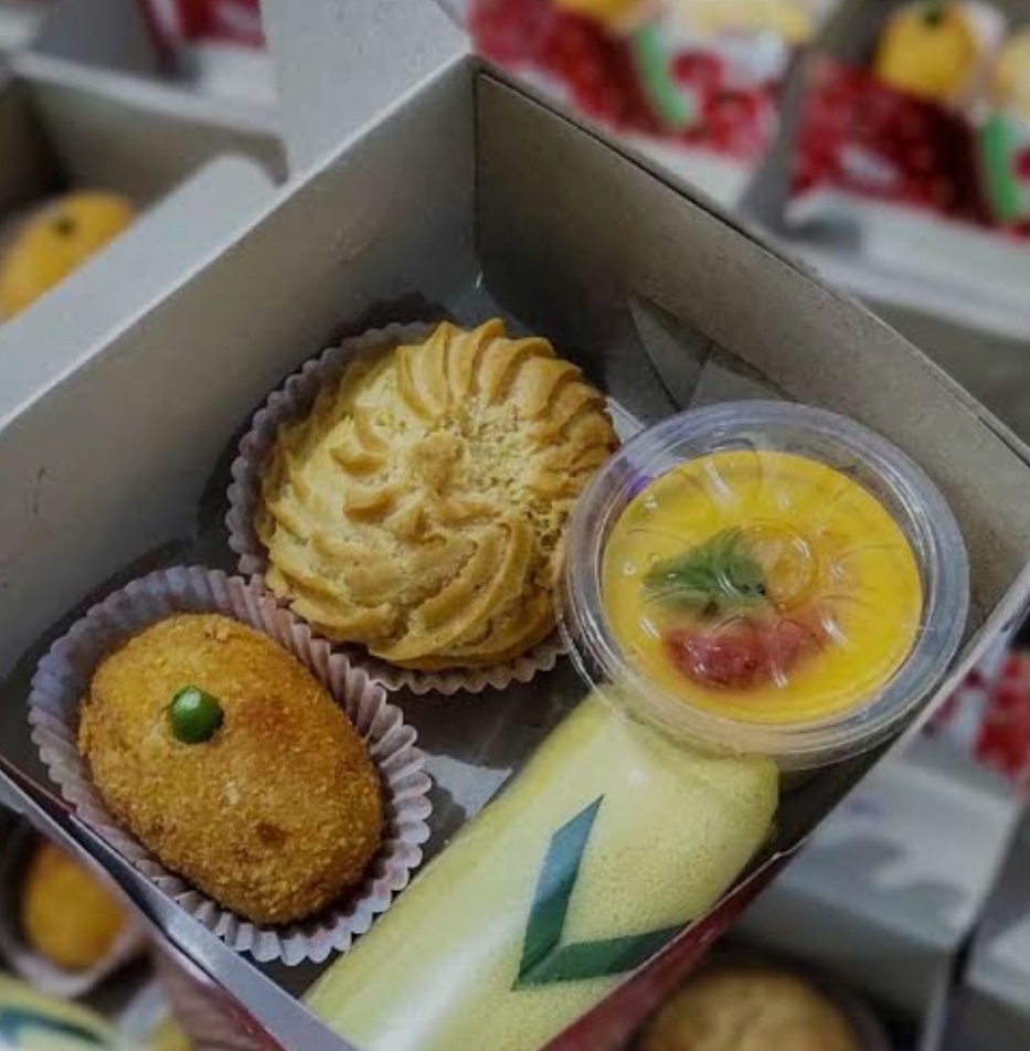 Pawon Bude Nunung snack box