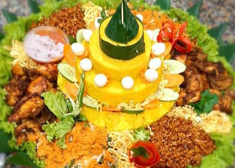 NASI TUMPENG
