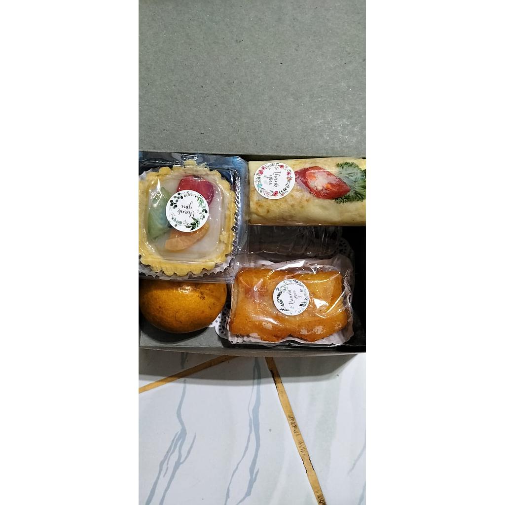 Paket Snack Box Lucky - B