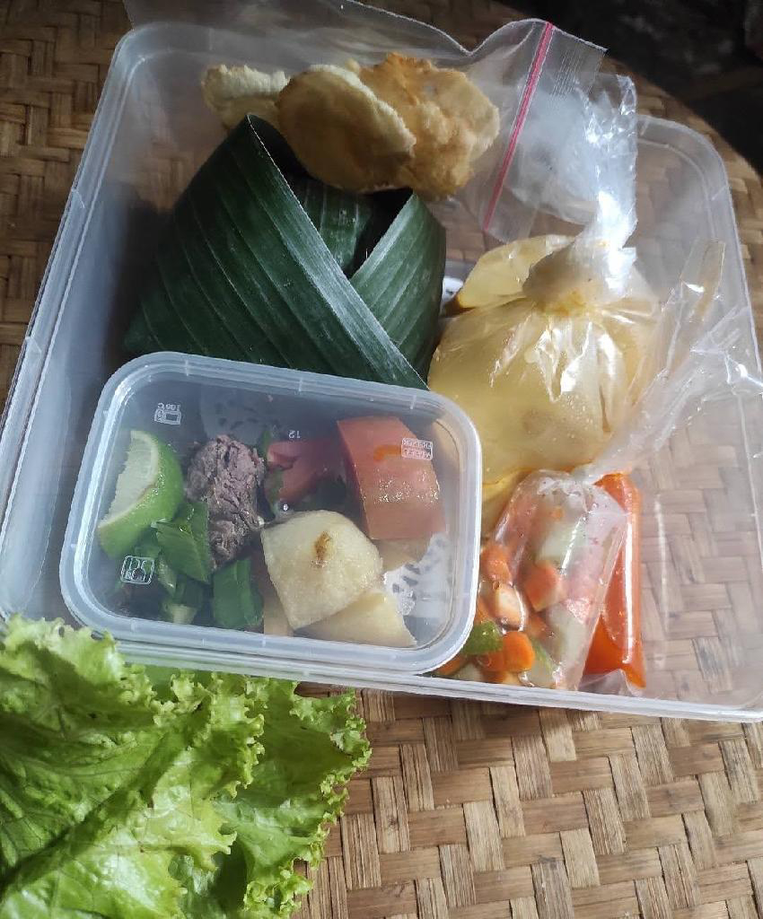 paket nasi soto daging