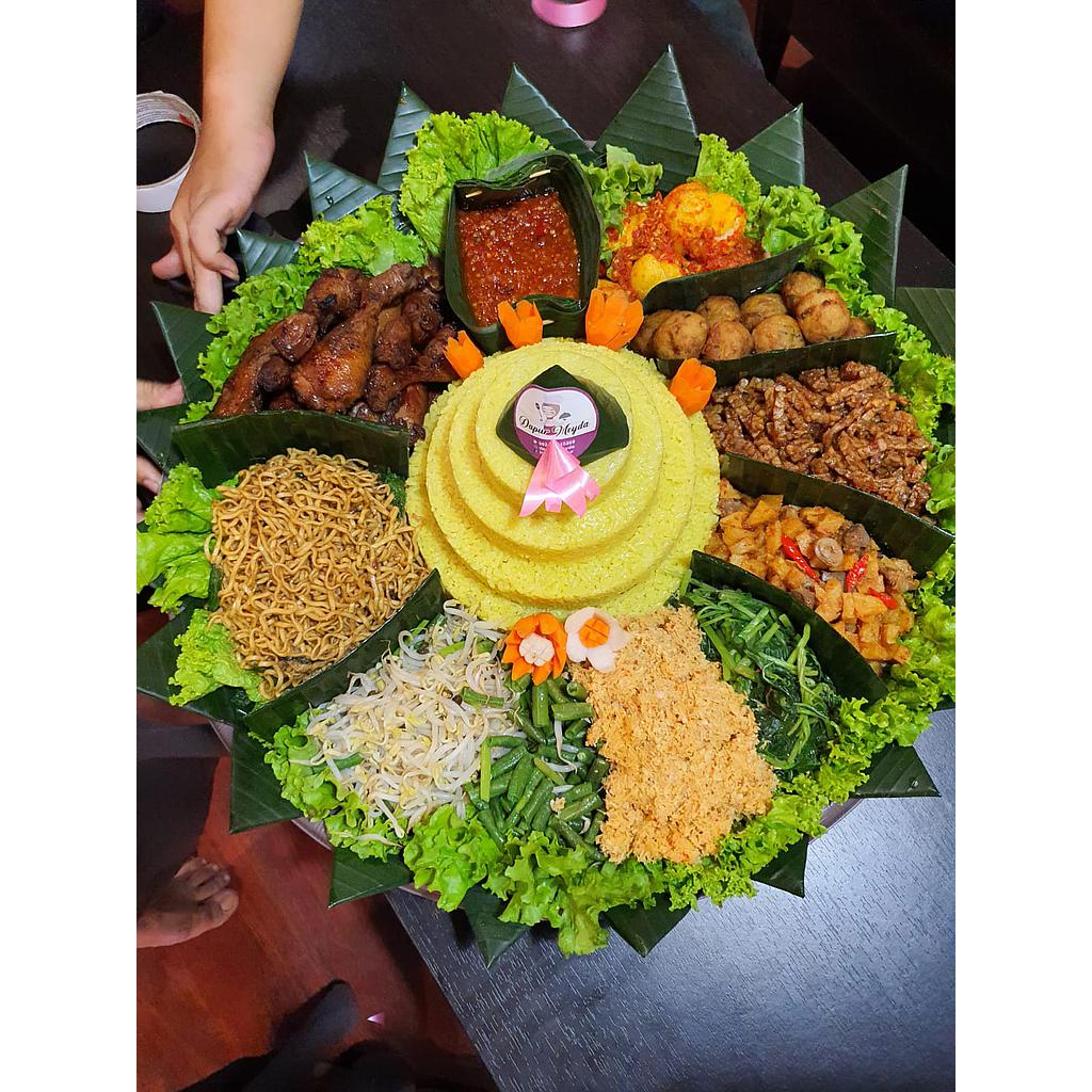 Tumpeng