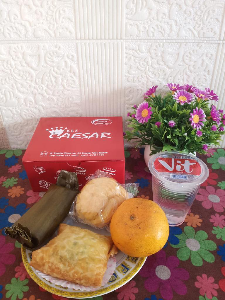 Snack Box Kue Caesar 06