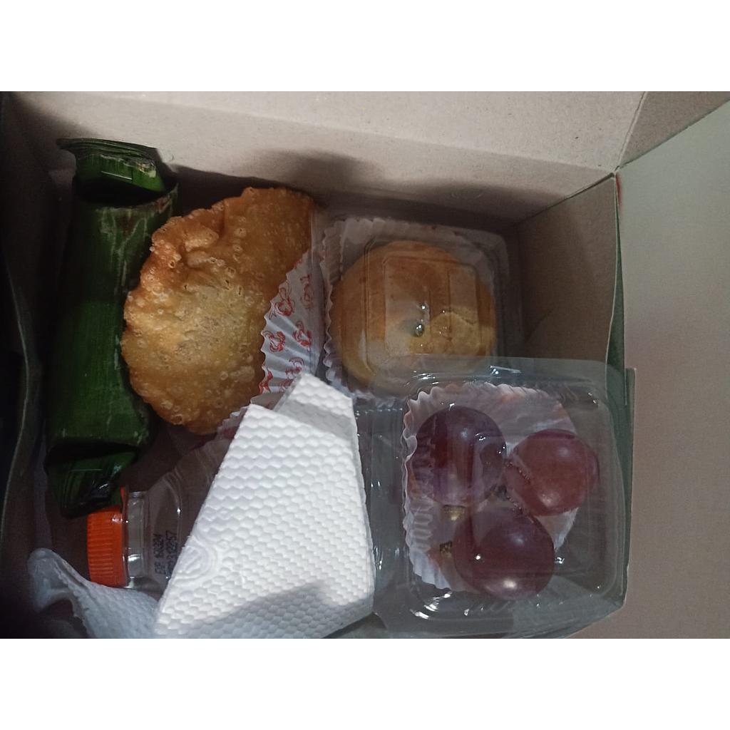 Paket Snack Box 1 By NAURARUTI