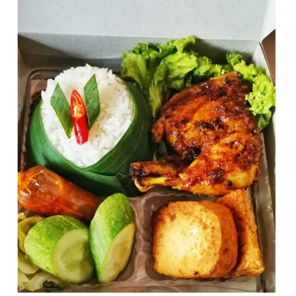 Nasi box ayam bakar