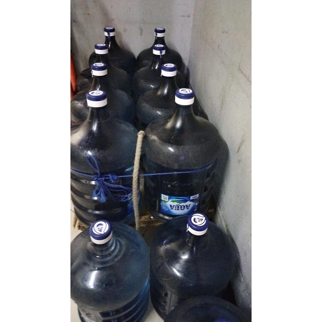 Aqua Galon Suka Sari