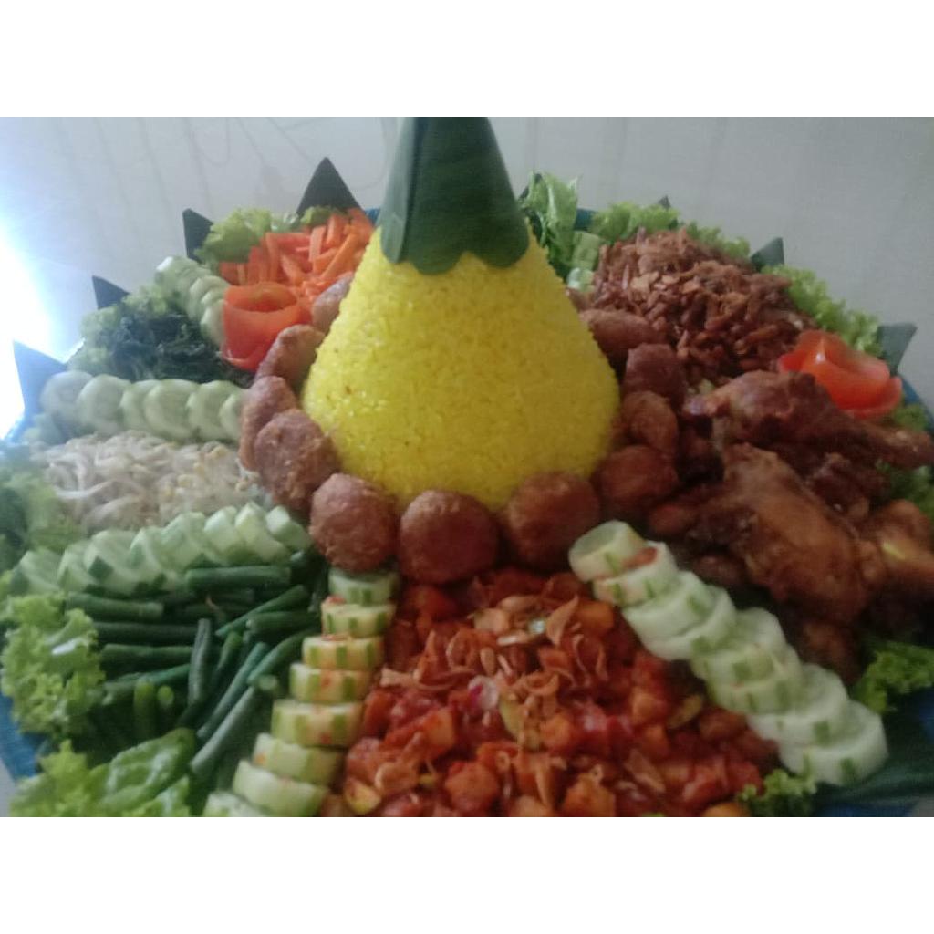 Nasi Tumpeng