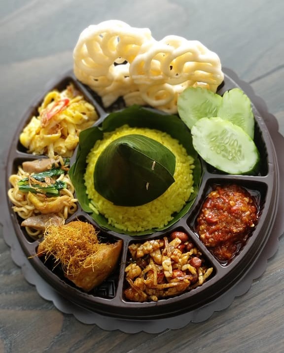 Paket Nasi Box Tumpeng Mini Rumah Makan Ibu Heru